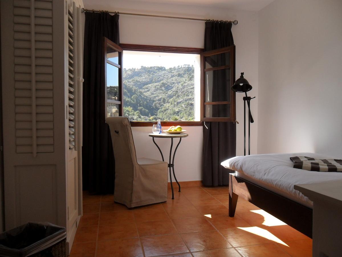Отель Sol Port Soller Пуэтро де Соллер Экстерьер фото