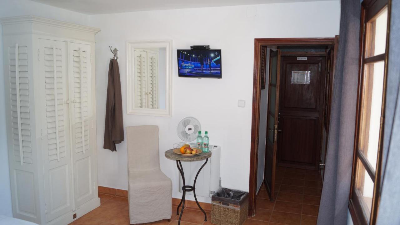 Hostal Villa Primavera Пуэтро де Соллер Экстерьер фото